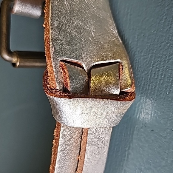 American eagle silver women's Belt. Size medium. Very good used condition. - Picture 2 of 7